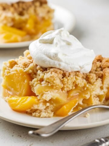 Easy Peach Dump Cake Recipe